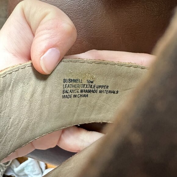 OTBT Bushnell Wedges | metallic zinc leather | 10 | gray brown heels - Picture 4 of 7